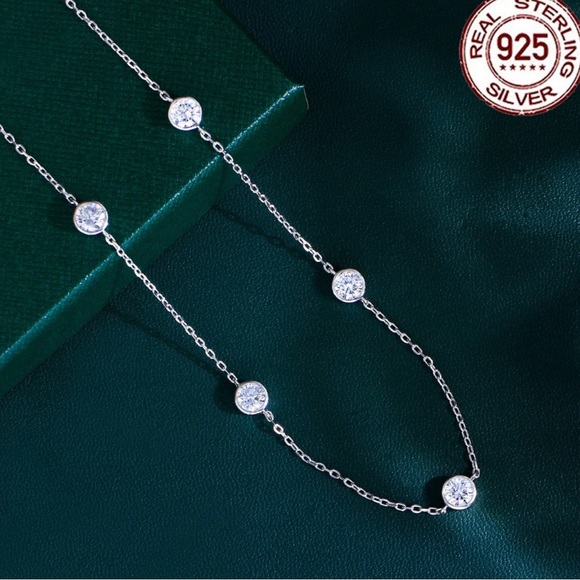 Gorgeous 925 Sterling Silver Stacked Round Chain Necklace - Picture 5 of 5